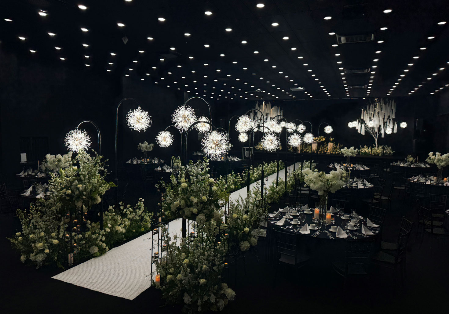 divinehall_2